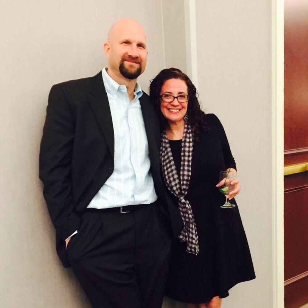 Meet your Posher, Sharon anesetti